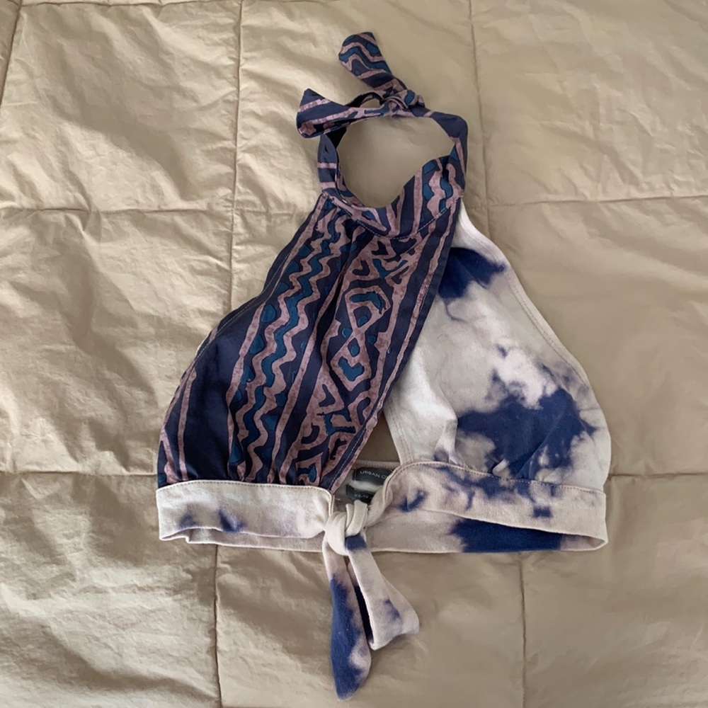 Urban Outfitters Crop top